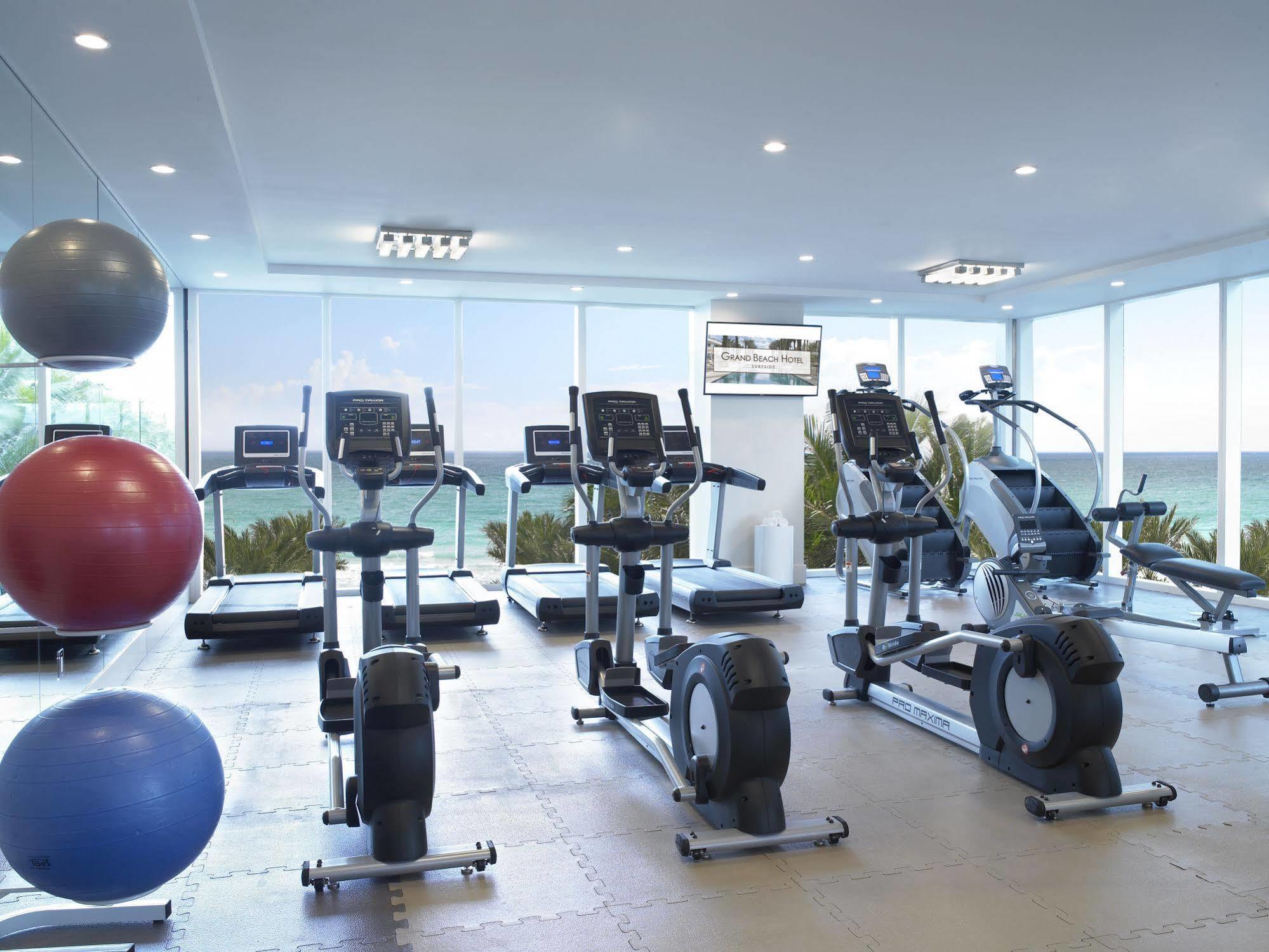 Grand Beach West Hotel 3*